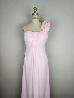 Maternity Pale Pink Long Chiffon Formal Gown Rose on One Shoulder Size 8/10 NEW
